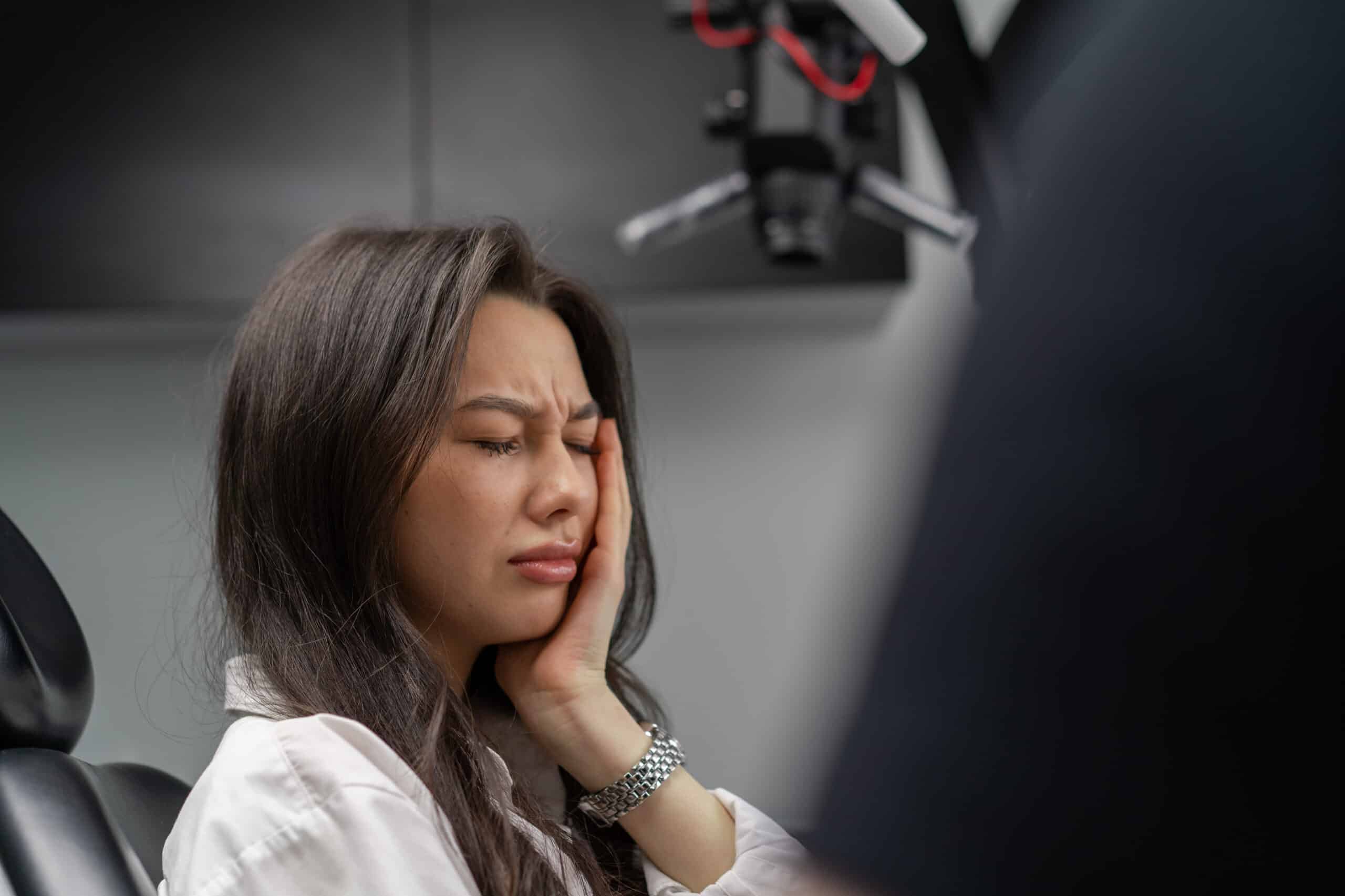 Is Your Tooth Infection an Emergency? Know the Warning Signs