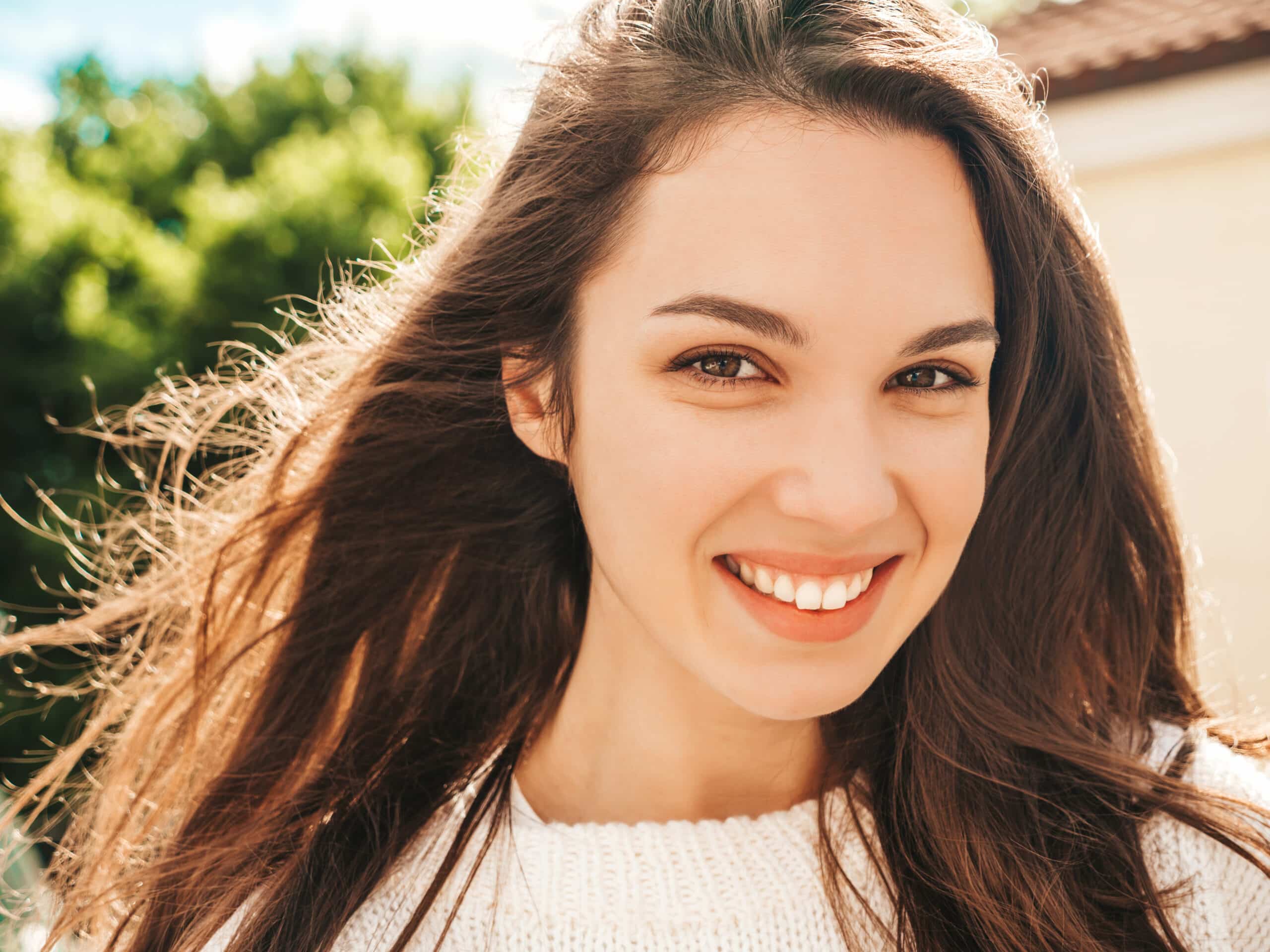 Why Do White Spots Appear on Teeth?